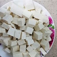 虾仁豆腐的做法图解3