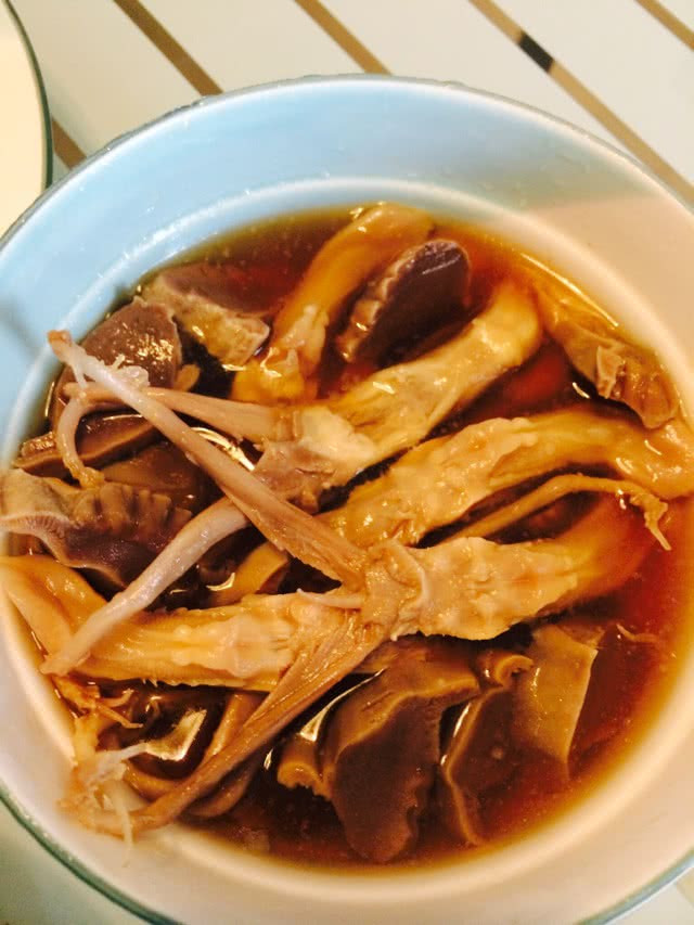 香糟鸭舌的做法
