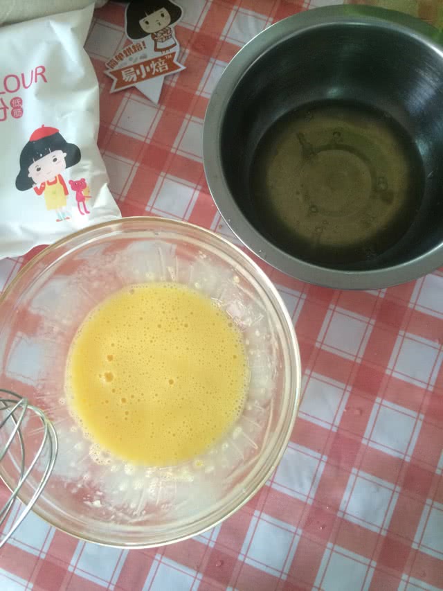 爱上易小焙从“抹茶戚风蛋糕”开始的做法图解3