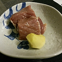 苋菜头根煲鲫鱼瘦肉汤的做法图解4
