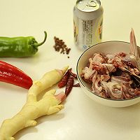 子姜啤酒鸭的做法图解1