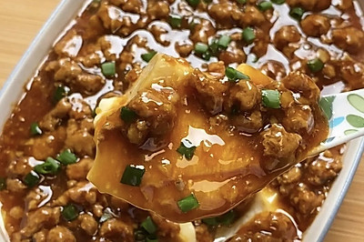 肉沫嫩豆腐水蒸蛋