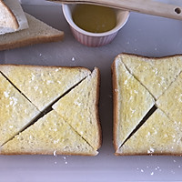 #全电厨王料理挑战赛热力开战！#黄油面包脆的做法图解3