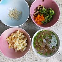杂蔬虾丸玉米浓汤(宝宝辅食)的做法图解3