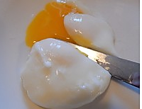 微波炉版水煮嫩蛋的做法图解4