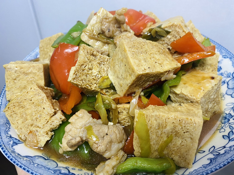猪肉炖冻豆腐的做法