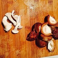 鲜美蘑菇汤的做法图解1