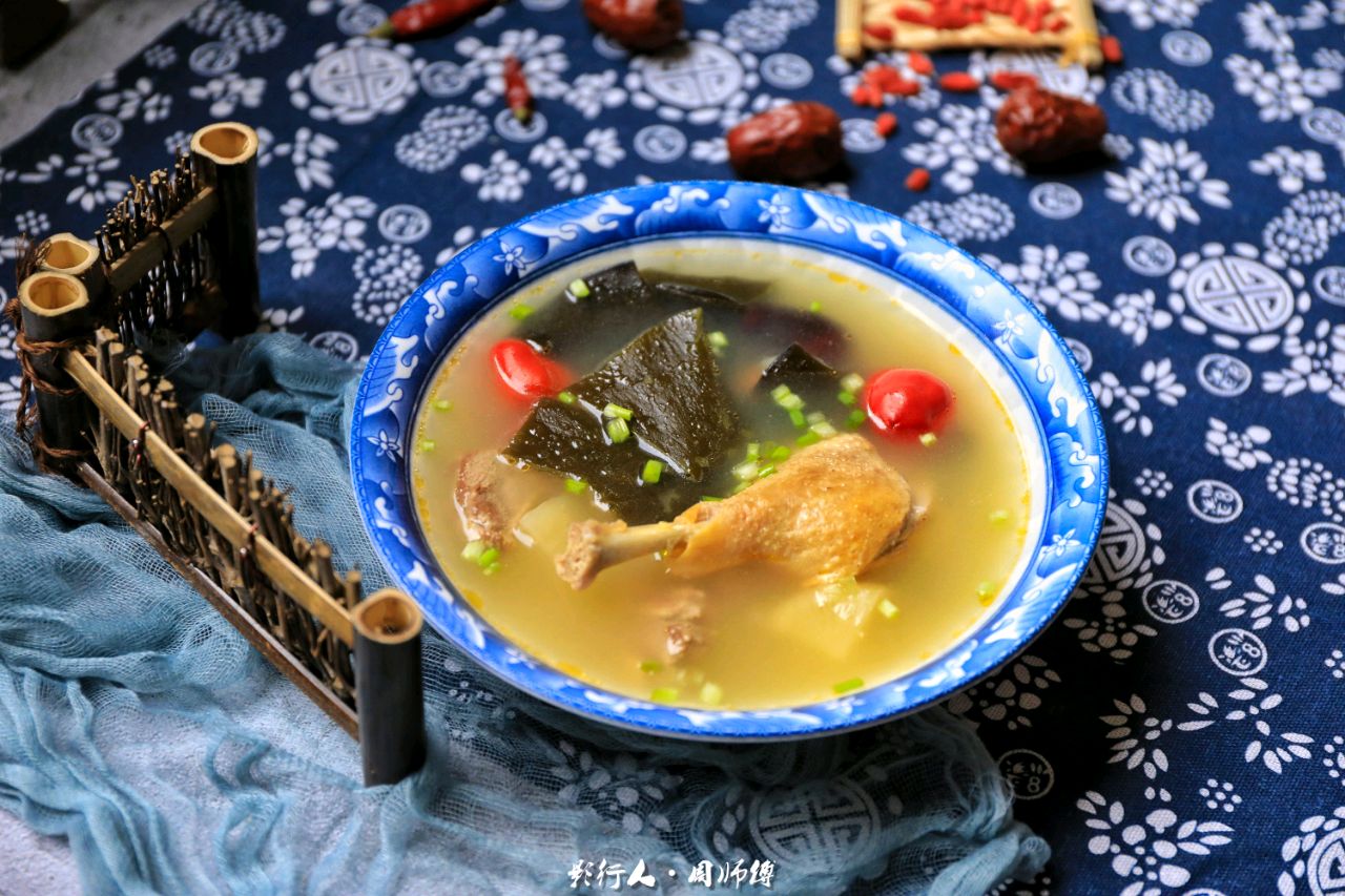 【健康】煲老鸭汤常用中药汤料，清热解毒的地胆头