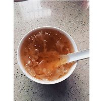 桃胶皂角米银耳羹的做法图解4