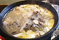 松茸炖鸡汤的做法