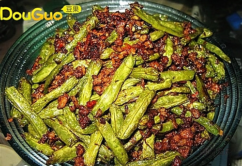 肉末芽菜煸豆角的做法