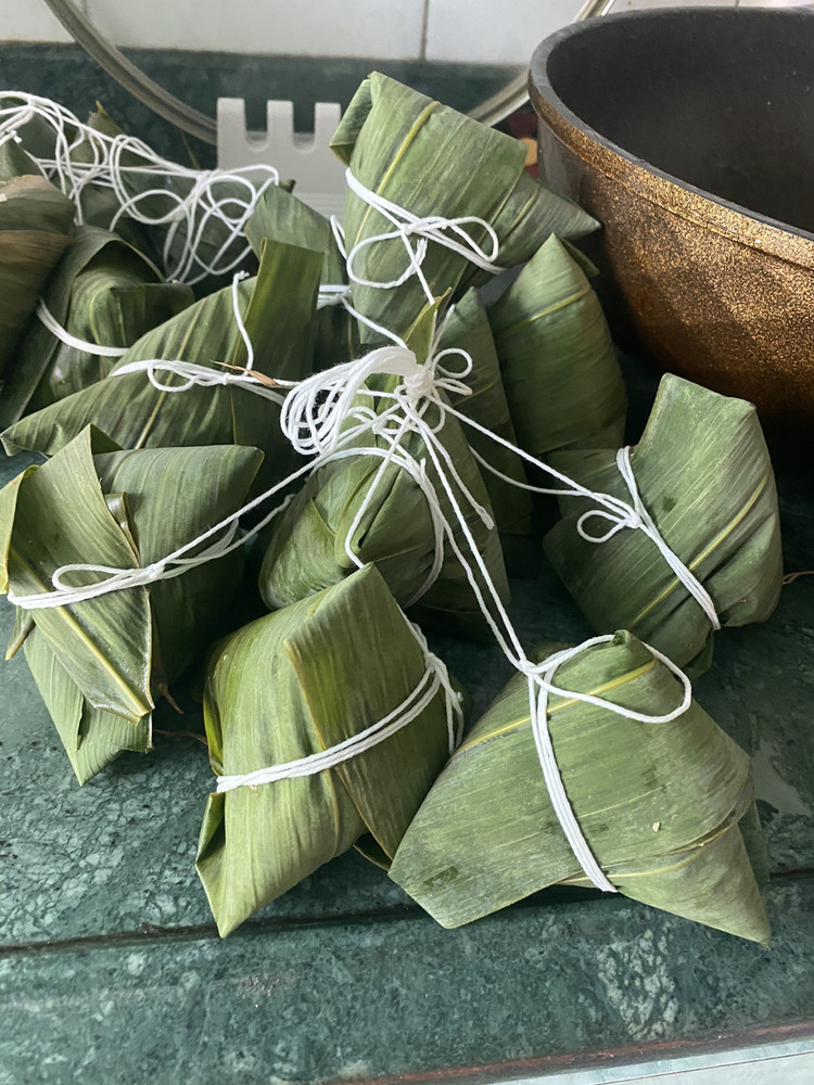 端午*香菇咸肉粽的做法