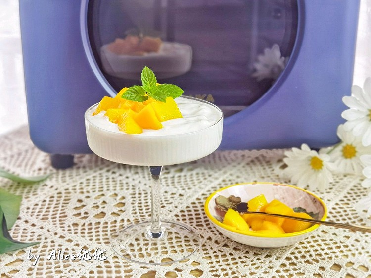 自制冰镇芒果酸奶的做法