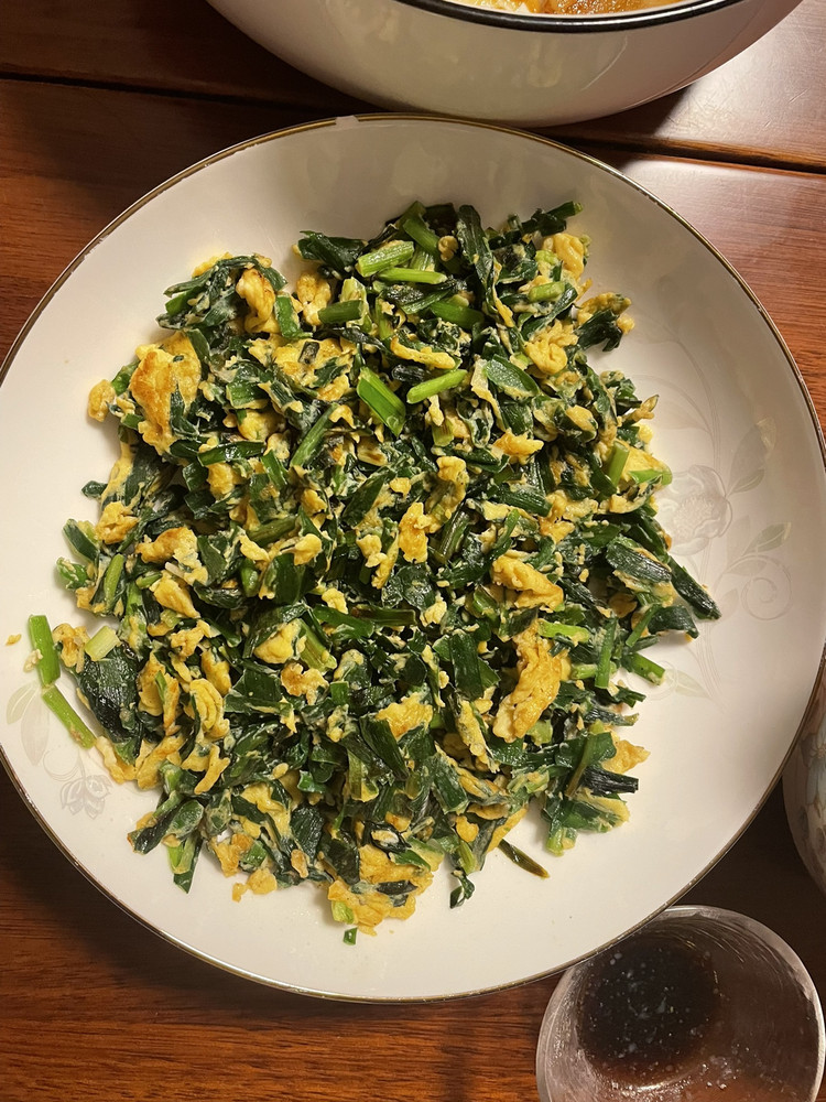 82年老韭菜炒鸡蛋的做法