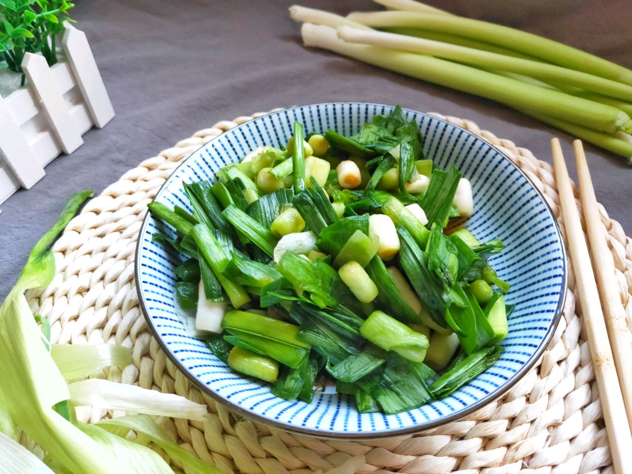 Breakfast Kwai quick pickled vegetable - cold garlic bolt