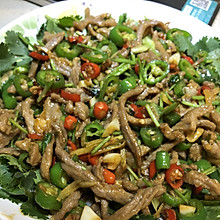 超级下饭的小炒黄牛肉