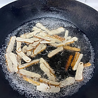 香干炒腊肉的做法图解2