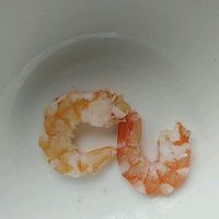 宝宝辅食之翡翠鲜虾面疙瘩的做法图解1