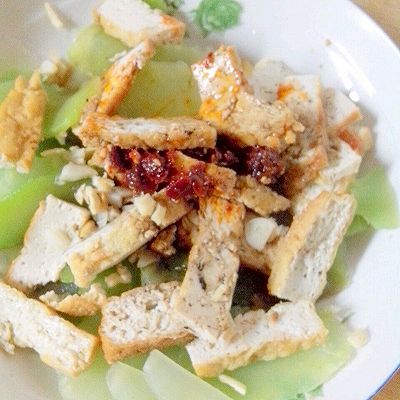 清新小菜/莴苣拌炸豆腐