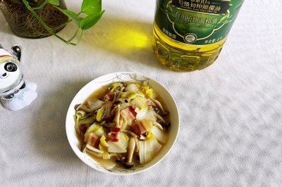 腊肉炒娃娃菜