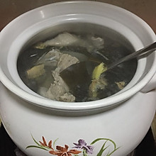 海带炖蹄花汤