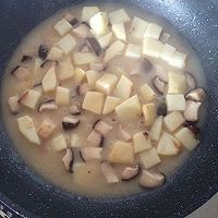 土豆香菇炖＃好侍西趣·奶炖浓情＃的做法图解7
