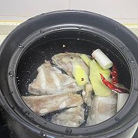 #冬季滋补花样吃法#清炖羊排白萝卜汤的做法图解4
