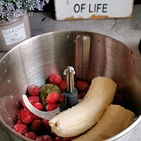 #莓语健康日记#搅一搅就可以吃的蔓越莓冰激凌的做法图解3