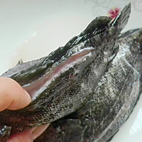 清蒸石斑鱼--简单好吃的做法图解1