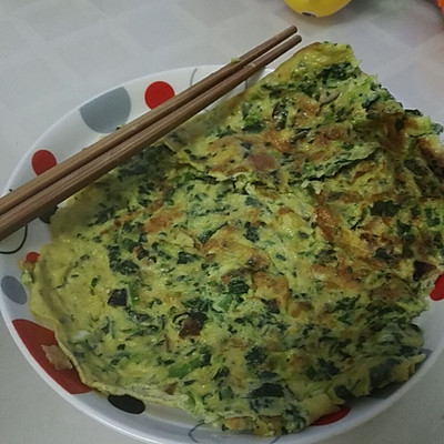 油菜香菇鸡蛋饼