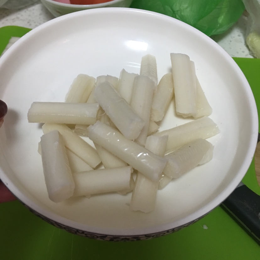 辣炒年糕条的做法图解2
