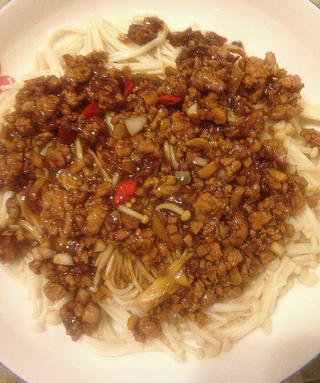 肉末蒜蓉蒸金针菇的做法图解7
