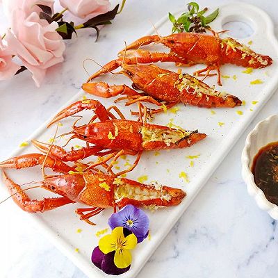 泰式柠香烤小龙虾