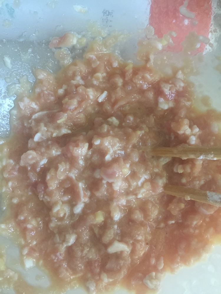 菠菜丸子汤的做法图解3