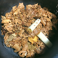 腐竹焖牛腩的做法图解6