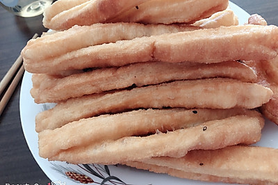 香脆芝麻小油条