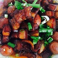 鹌鹑蛋红烧肉的做法图解5