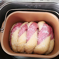 #太古烘焙糖 甜蜜轻生活#松软香甜的紫薯双色吐司的做法图解9