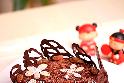 浓情巧克力皇冠蛋糕
