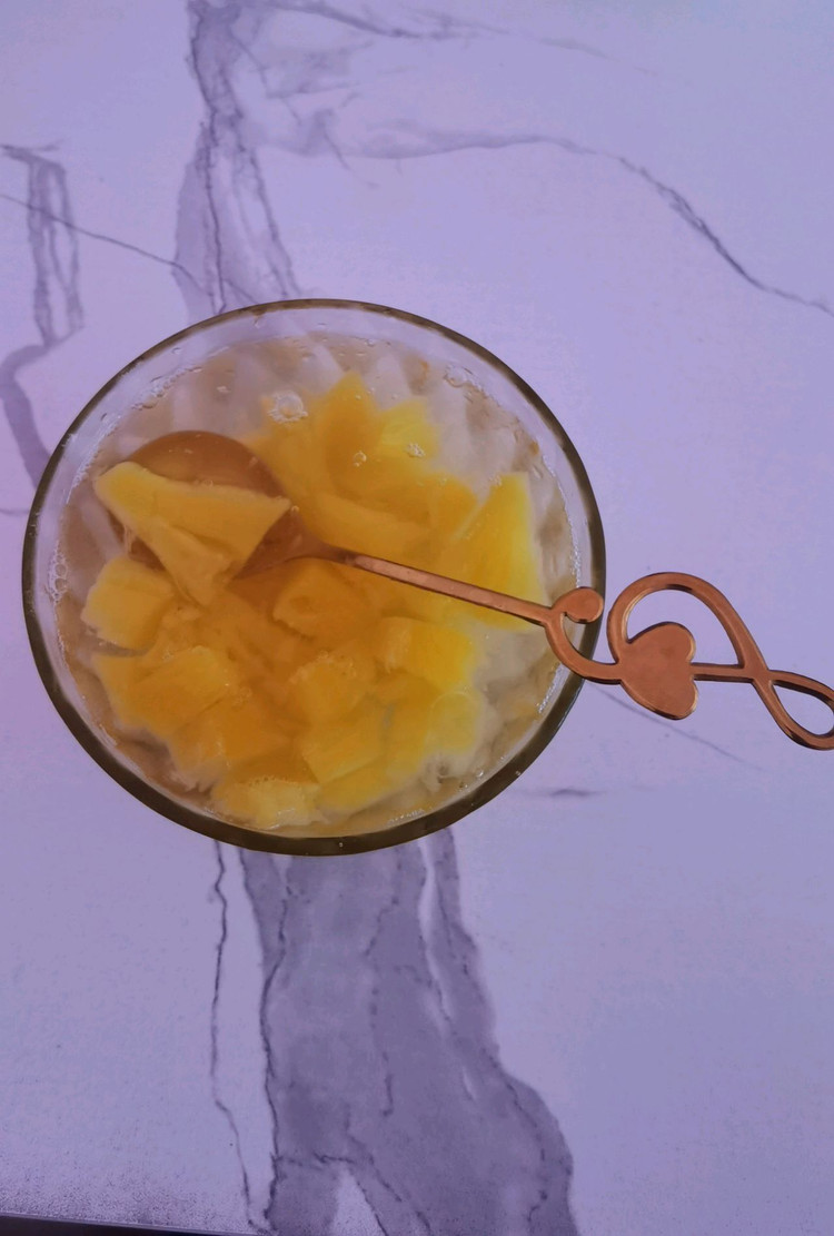 夏日冰爽…冰菠萝的做法