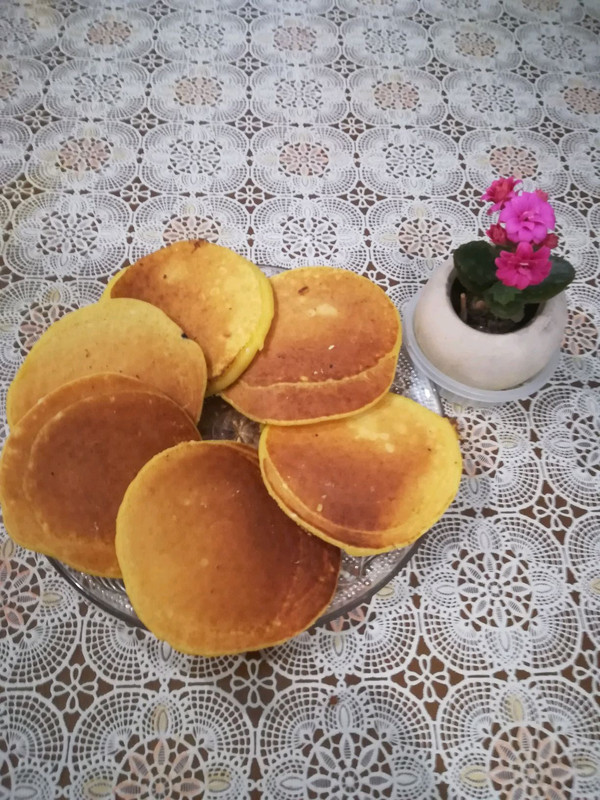 芝麻玉米面饼