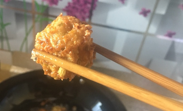 炸菜丸子