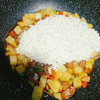 土豆培根焖饭的做法图解7