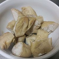 酸菜肥肠面的做法图解2
