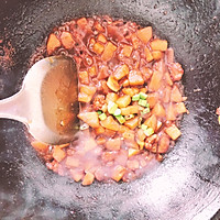 简易版土豆红烧肉盖饭的做法图解11