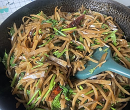 炒咸菜疙瘩丝的做法