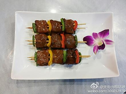 多彩黑椒牛肉串的做法