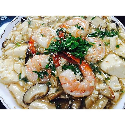自制虾仁烩豆腐～