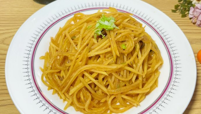 家常土豆丝