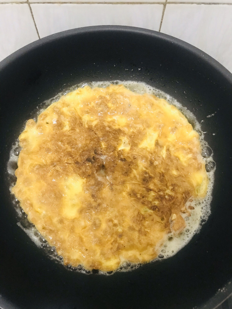 菜脯煎蛋的做法